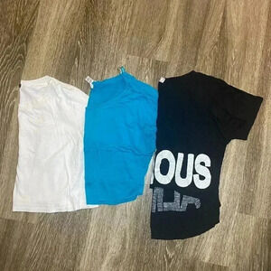 Womens Lot of 3 Cropped Shirts - M